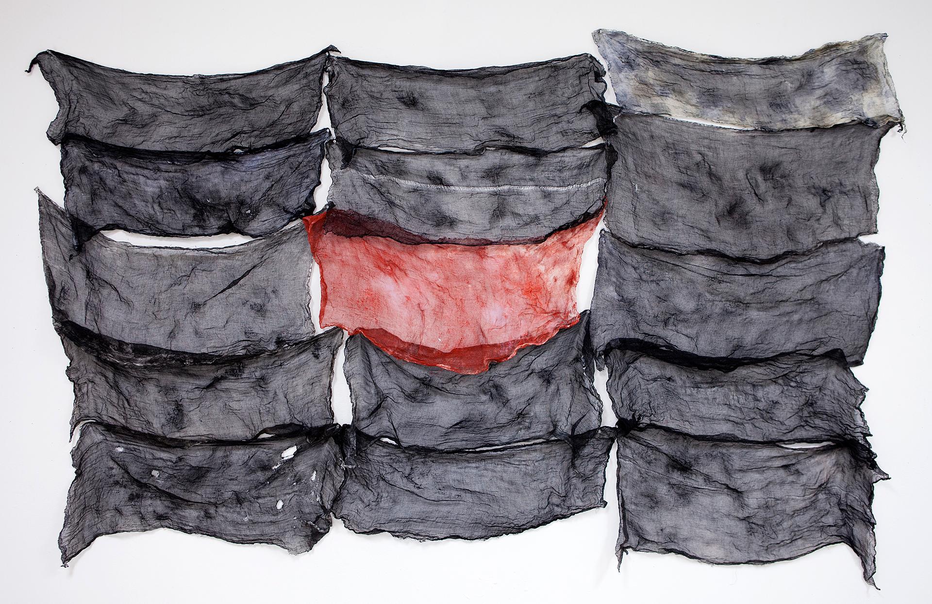 Tarlatan Charlatan, installation view